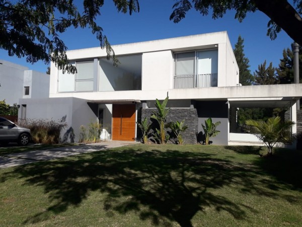 Foto Casa en Venta en Tigre, Buenos Aires - U$D 750.000 - pix29616522 - BienesOnLine